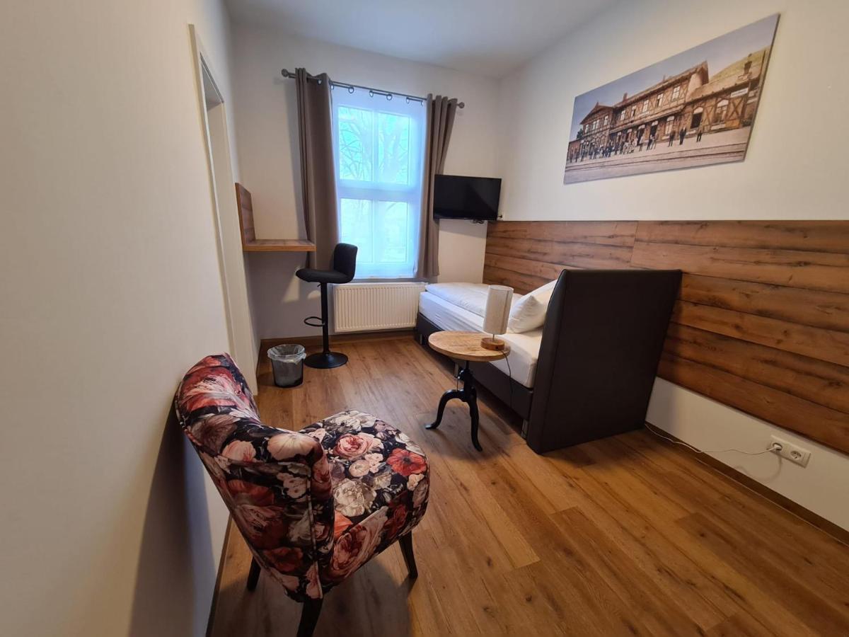 Hotel Gleis 3Viertel イェーナ エクステリア 写真
